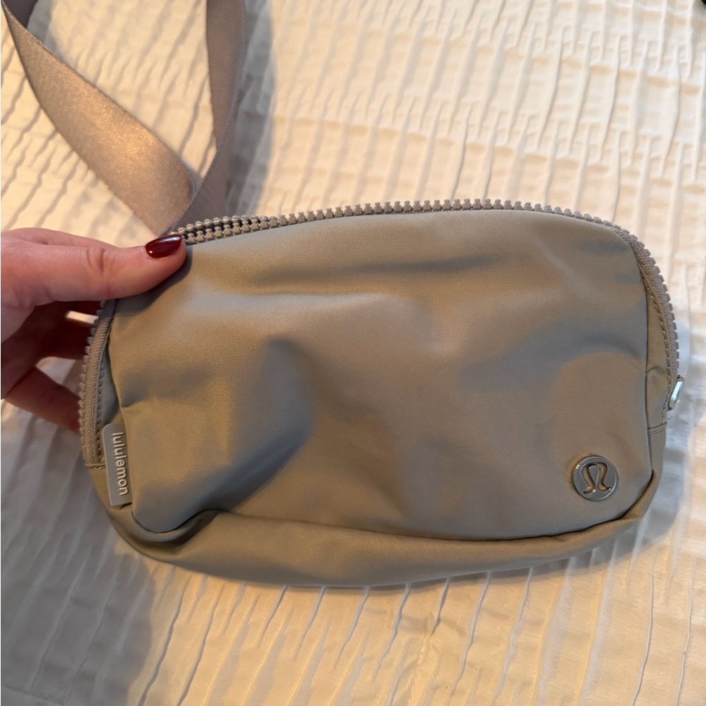 Lululemon Light Gray fannypack Bag